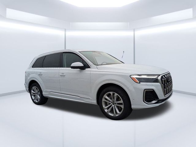 2025 Audi Q7 Premium