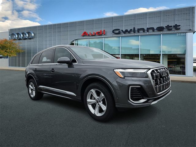 2025 Audi Q7 Premium