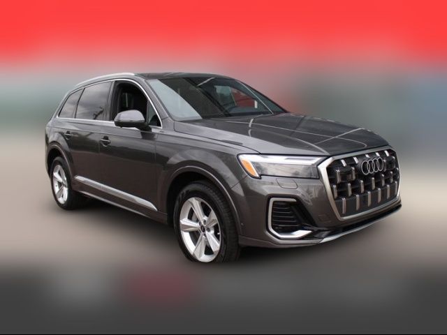 2025 Audi Q7 Premium