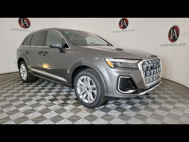 2025 Audi Q7 Premium