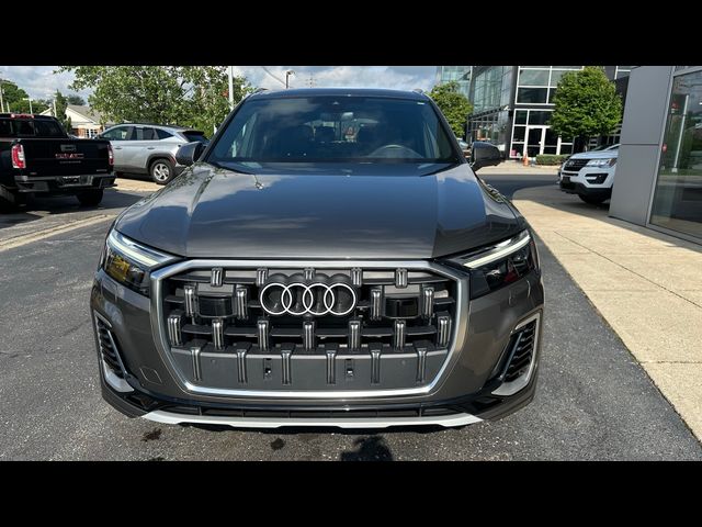 2025 Audi Q7 Premium