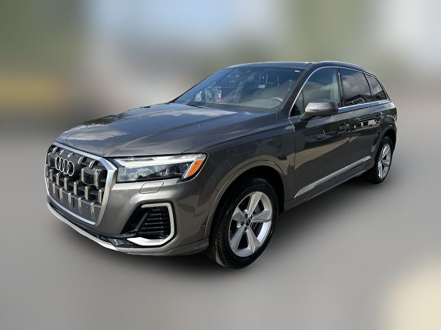 2025 Audi Q7 Premium