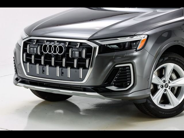 2025 Audi Q7 Premium