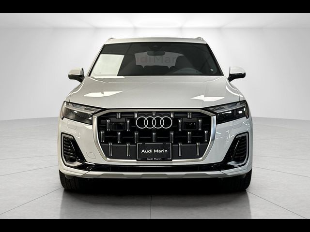2025 Audi Q7 Premium