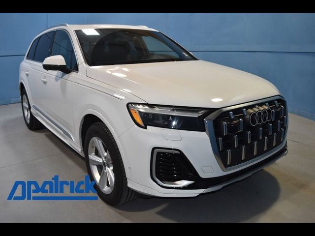 2025 Audi Q7 Premium