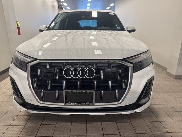 2025 Audi Q7 Premium