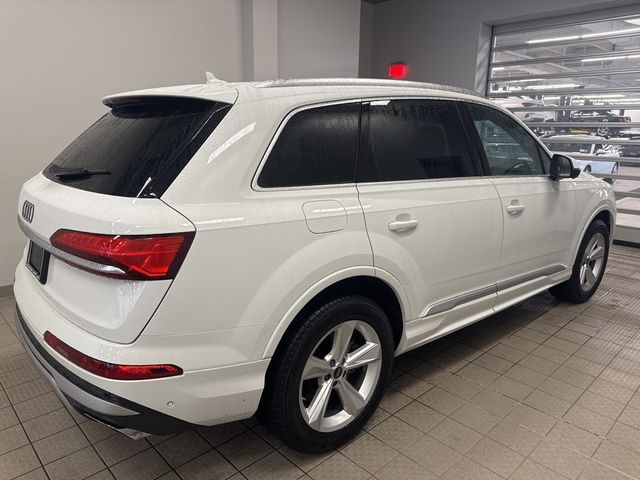 2025 Audi Q7 Premium