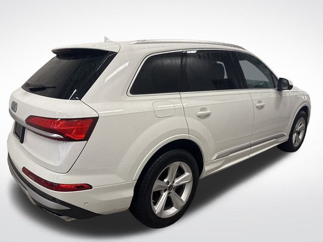 2025 Audi Q7 Premium