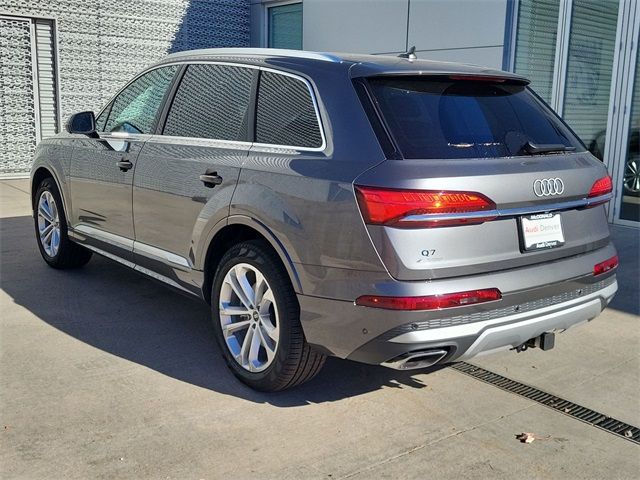 2025 Audi Q7 Premium