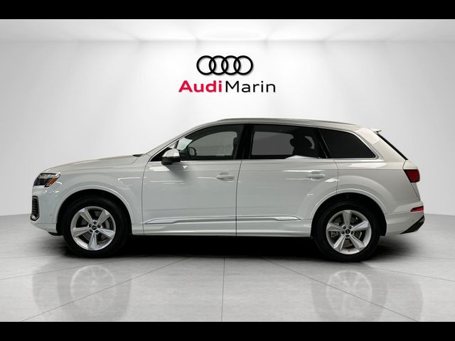 2025 Audi Q7 Premium