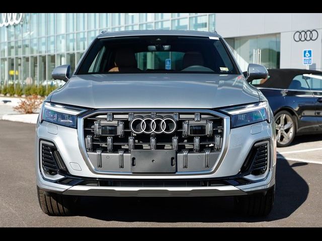 2025 Audi Q7 Premium