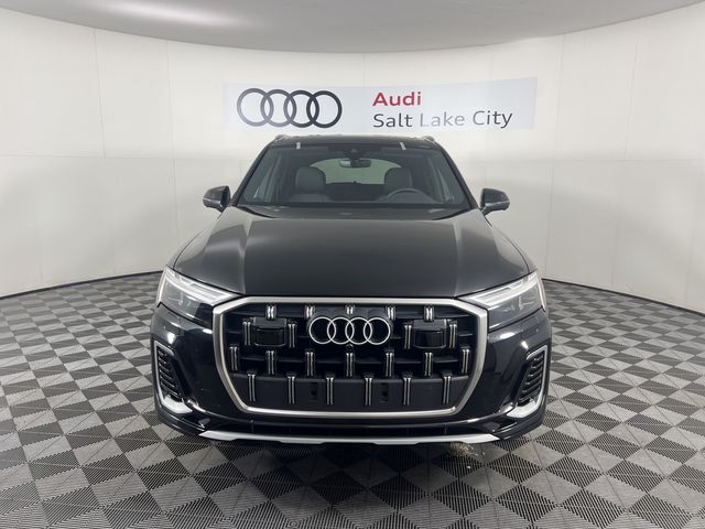 2025 Audi Q7 Premium