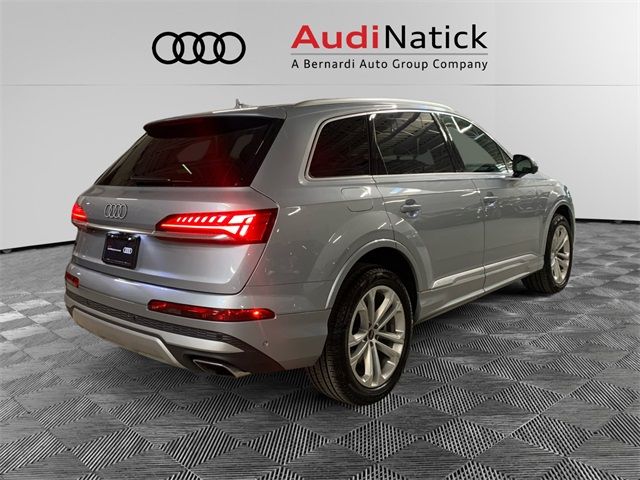 2025 Audi Q7 Premium