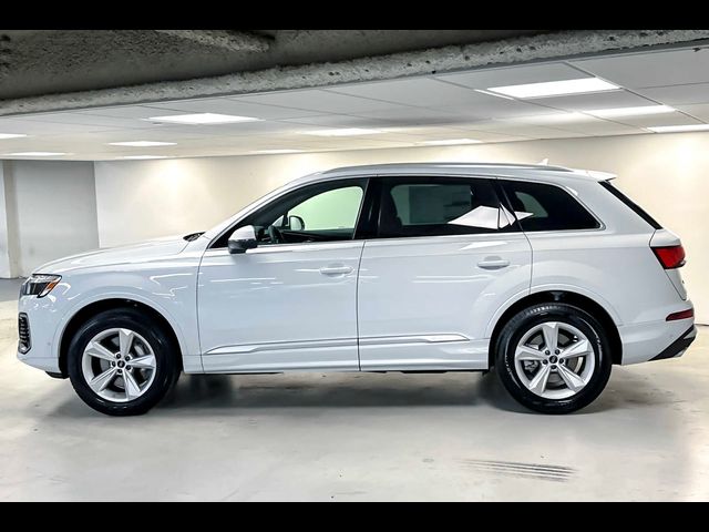 2025 Audi Q7 Premium