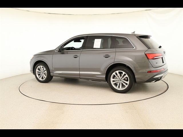 2025 Audi Q7 Premium