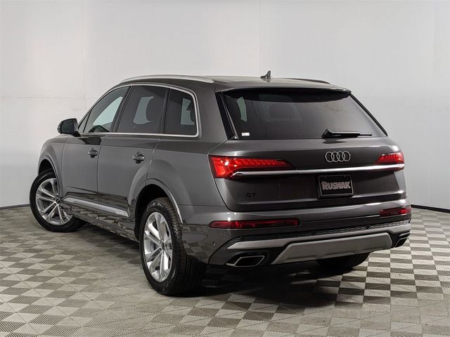 2025 Audi Q7 Premium