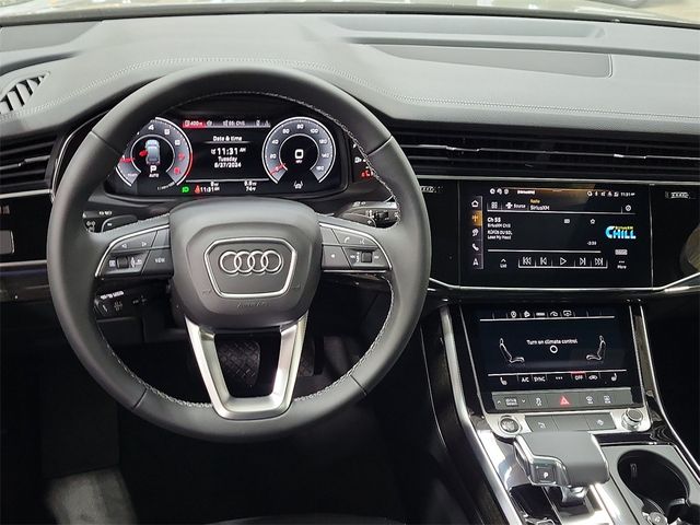 2025 Audi Q7 Premium