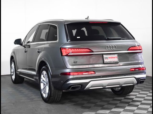 2025 Audi Q7 Premium