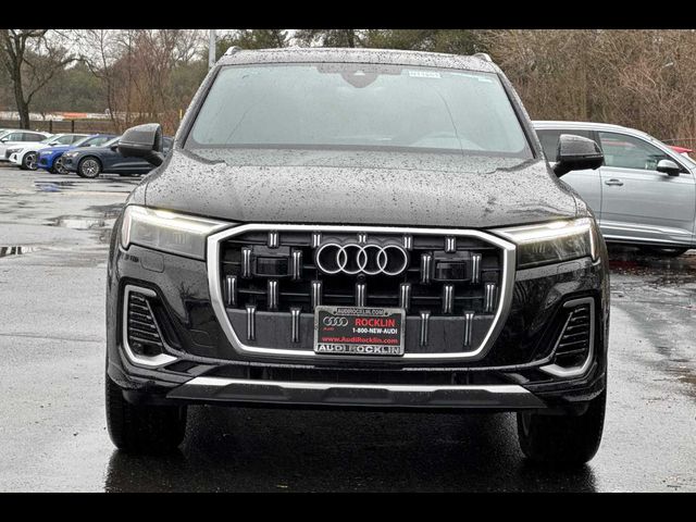 2025 Audi Q7 Premium