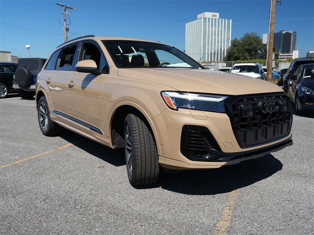 2025 Audi Q7 Premium Plus