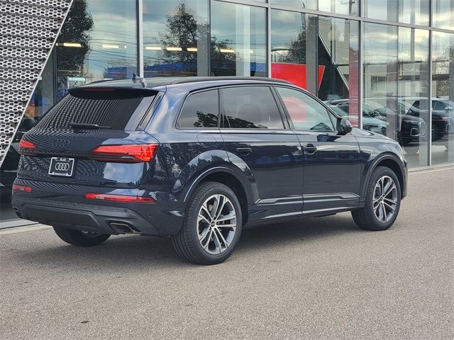 2025 Audi Q7 Premium Plus