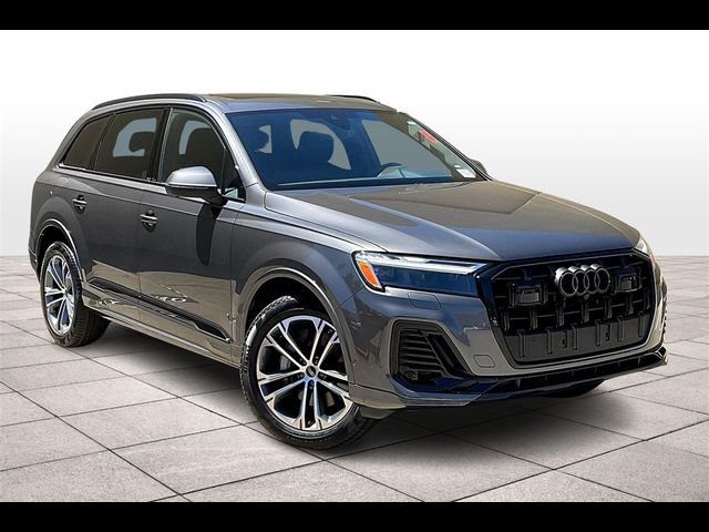 2025 Audi Q7 Premium Plus