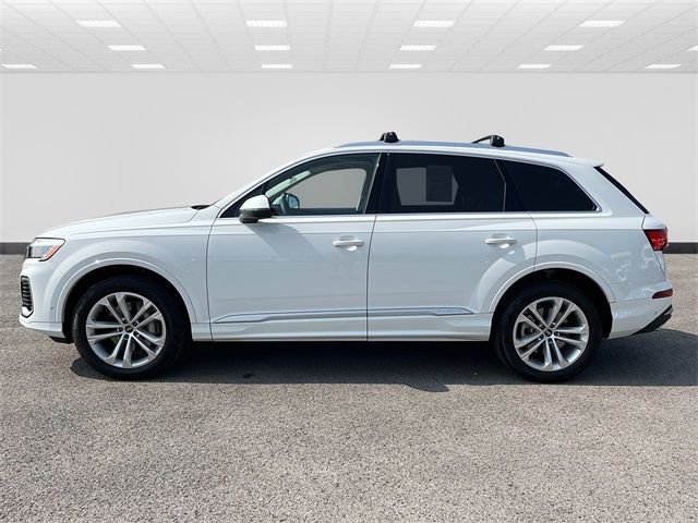 2025 Audi Q7 Premium Plus