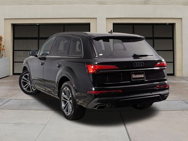 2025 Audi Q7 Premium Plus