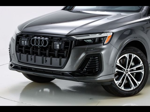 2025 Audi Q7 Premium Plus