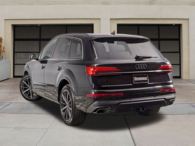 2025 Audi Q7 Premium Plus