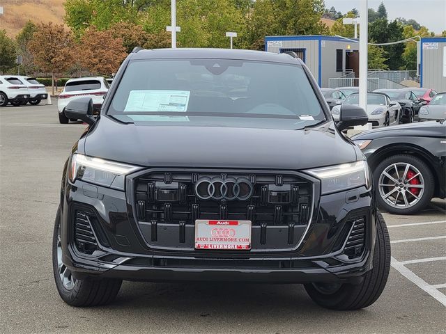 2025 Audi Q7 Premium Plus