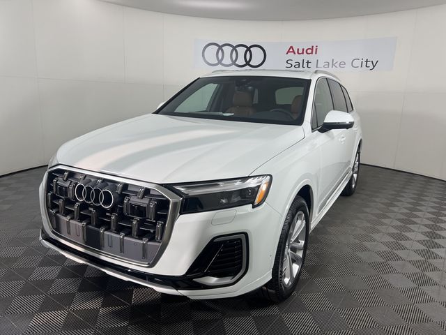 2025 Audi Q7 Premium Plus