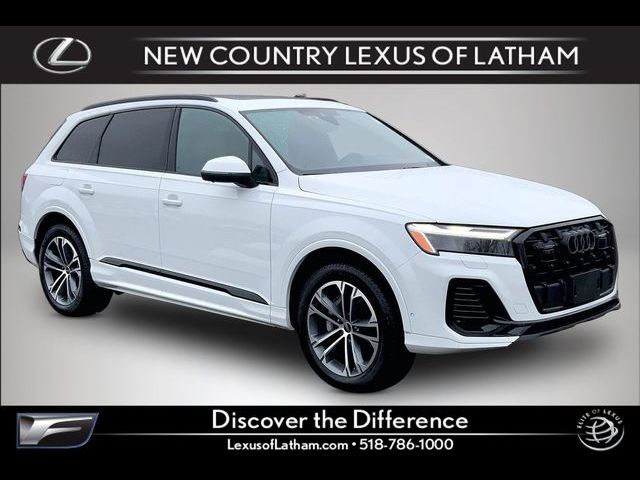 2025 Audi Q7 Premium Plus