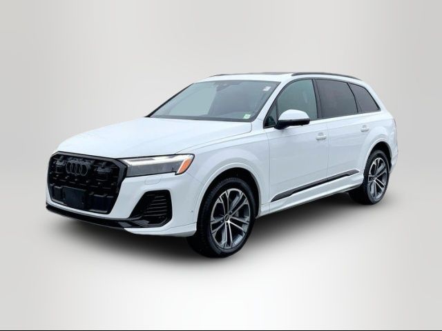 2025 Audi Q7 Premium Plus