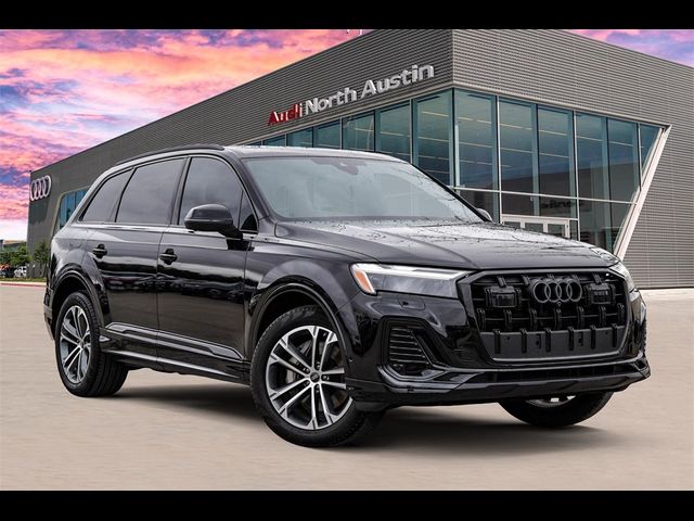 2025 Audi Q7 Premium Plus