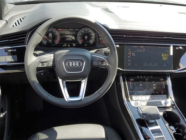 2025 Audi Q7 Premium Plus