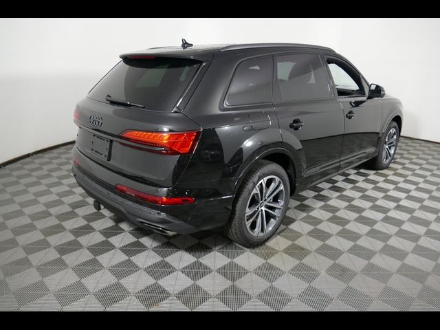 2025 Audi Q7 Premium Plus