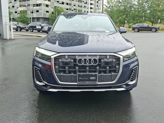 2025 Audi Q7 Premium Plus