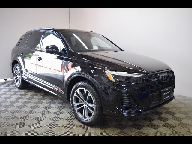 2025 Audi Q7 Premium Plus