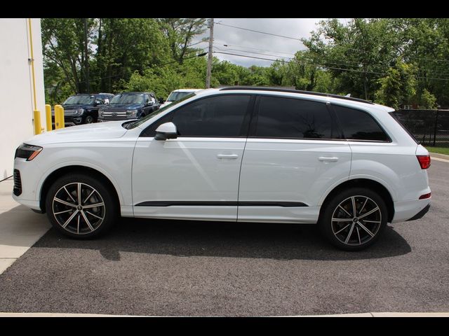 2025 Audi Q7 Premium Plus
