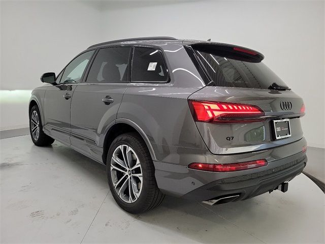 2025 Audi Q7 Premium Plus