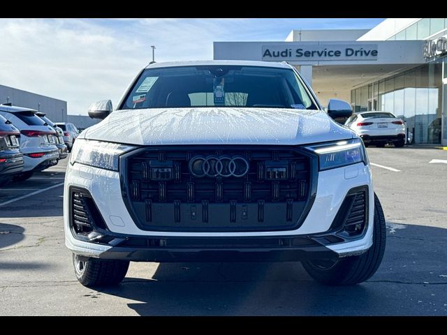 2025 Audi Q7 Premium Plus