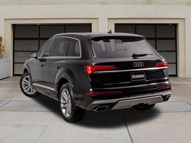 2025 Audi Q7 Premium Plus