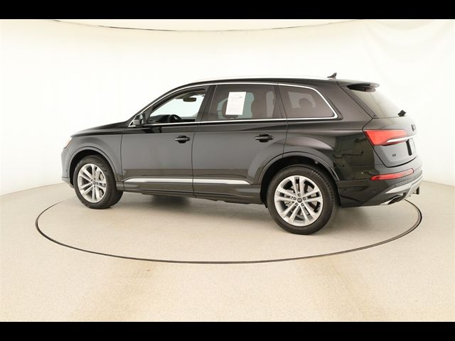 2025 Audi Q7 Premium Plus