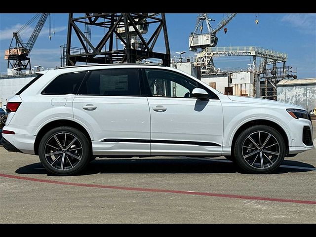 2025 Audi Q7 Premium Plus