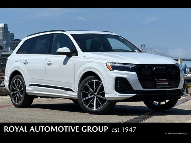 2025 Audi Q7 Premium Plus