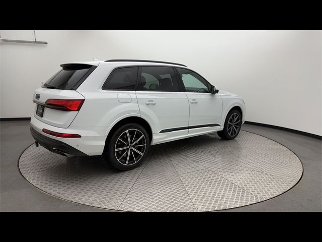 2025 Audi Q7 Premium Plus