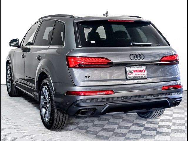 2025 Audi Q7 Premium Plus