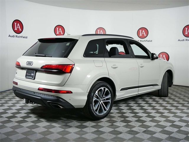 2025 Audi Q7 Premium Plus