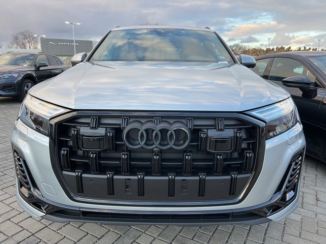 2025 Audi Q7 Premium Plus